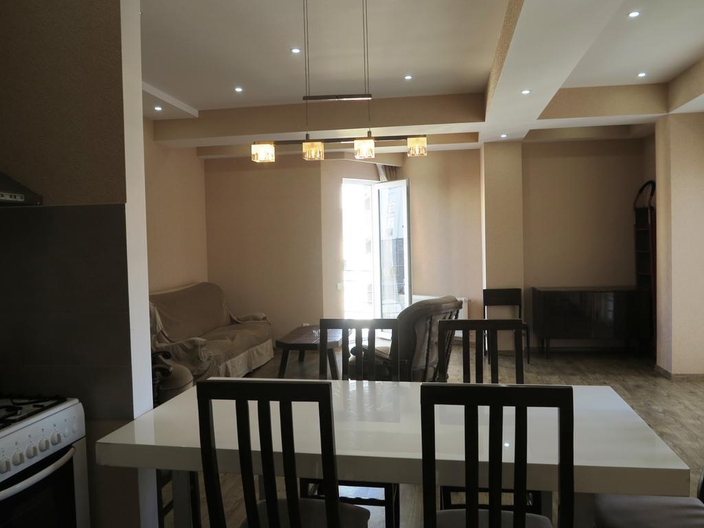 Ferienwohnung Samatsa Georgia Tbilisi Exterior foto